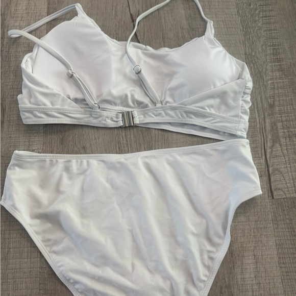 White Ruched Bikini Set - Picture 6 of 8